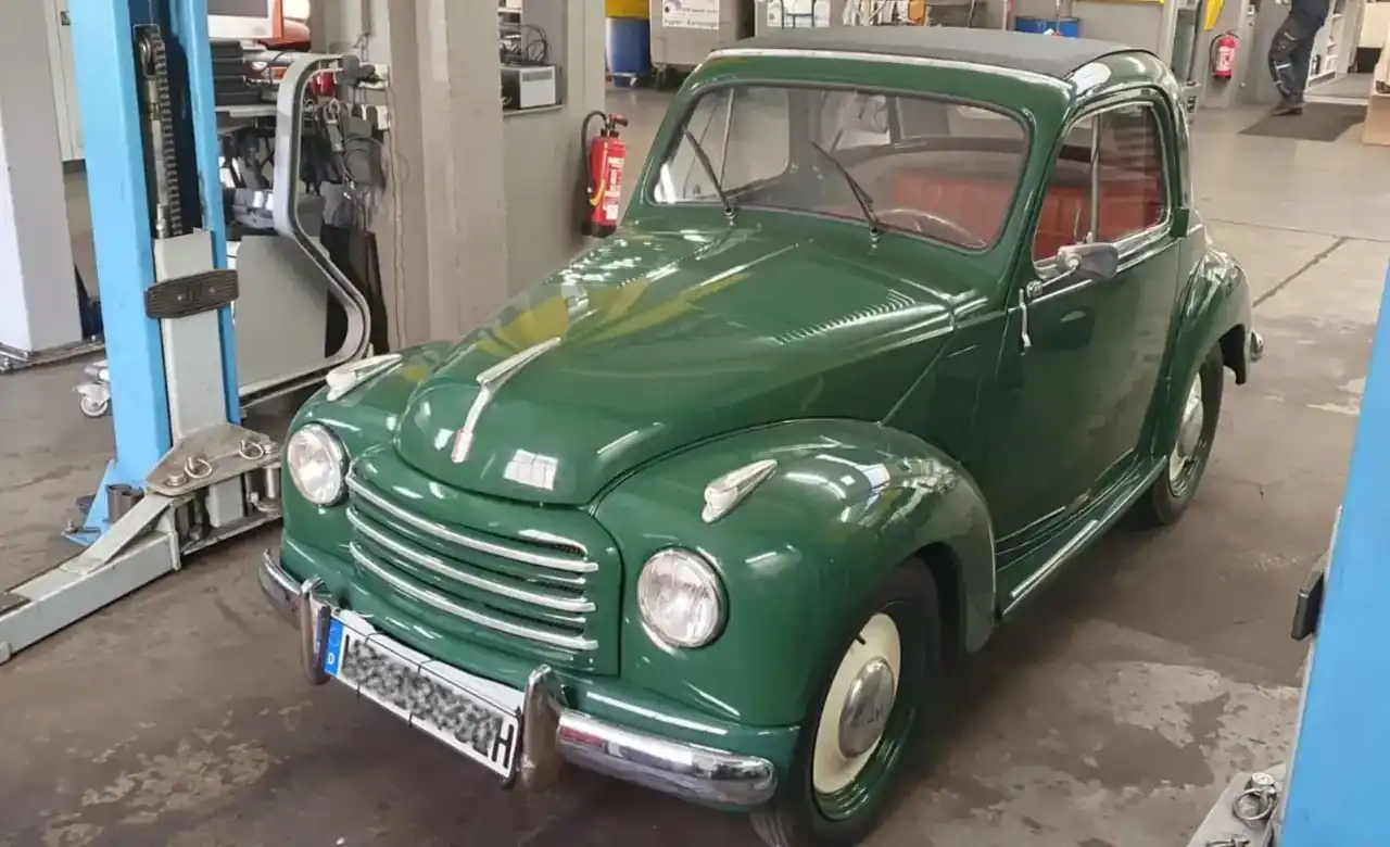 Fiat 500 C Topolino in Grün
